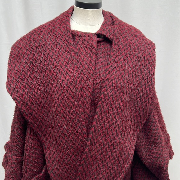 Lindsey Thornburg Burgundy/Black Chevron Alpaca Blend Shawl Cape Coat - Picture 3 of 16